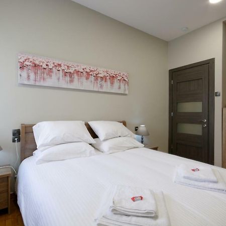 “Zeus”, Stylish Luxury Business Suite In The Heart Of Athens. Exterior foto